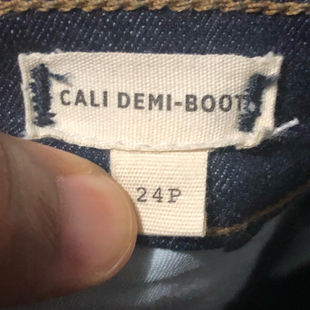 Madewell Cali Demi Boot Jeans Women's 24p Mid Rise in Lucille Wash Denim - Picture 3 of 7